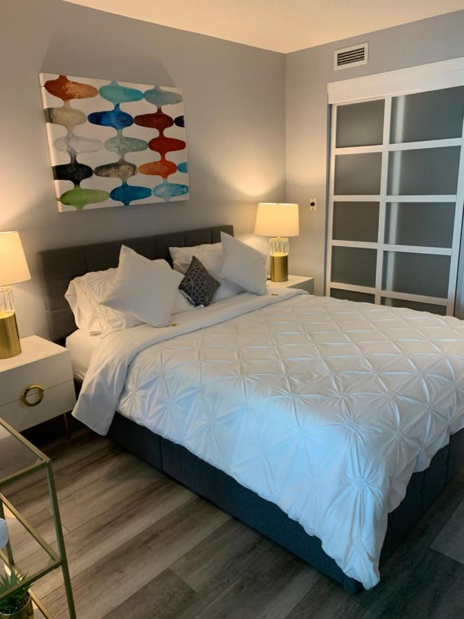 Downtown Waterfront Suites With Cn Tower Views Toronto Zewnętrze zdjęcie
