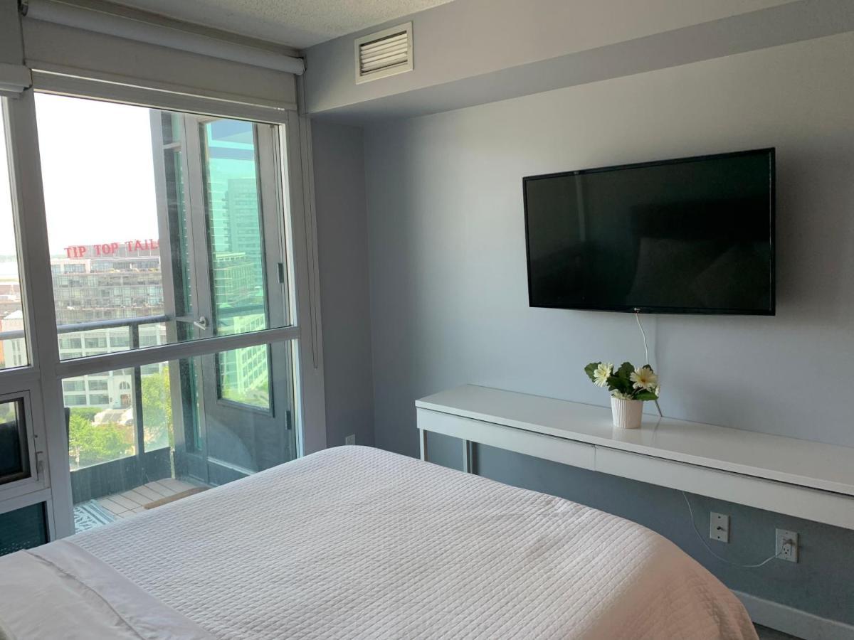 Downtown Waterfront Suites With Cn Tower Views Toronto Zewnętrze zdjęcie